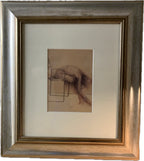 Bruno Bruni – „Weiblicher Akt auf Stuhl“, gerahmte Farblithografie